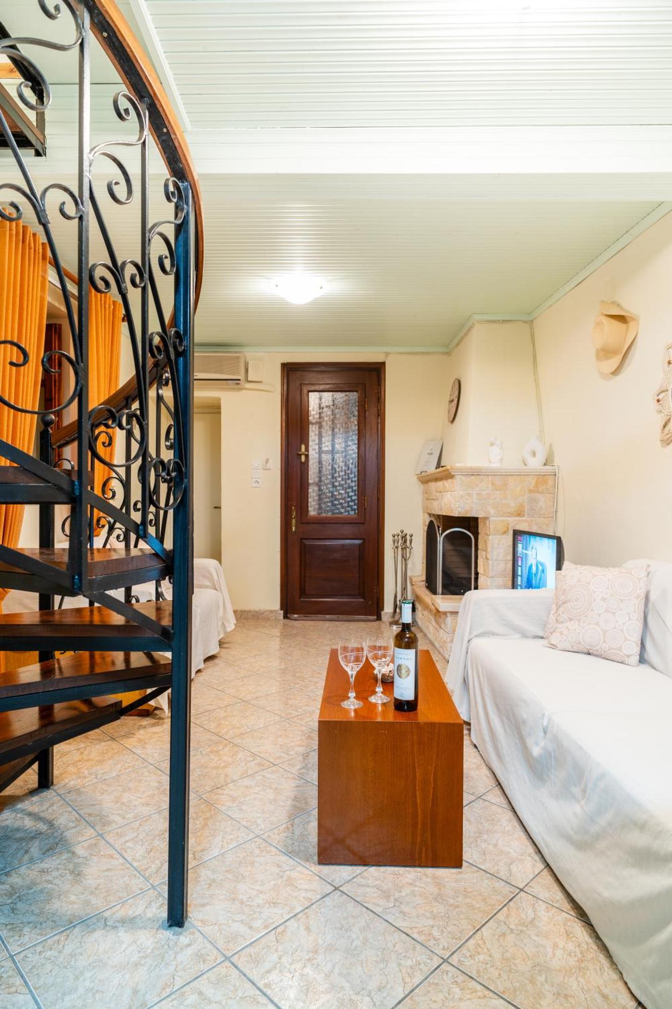 Apartment The Traditional House Of Molivos Mithymna